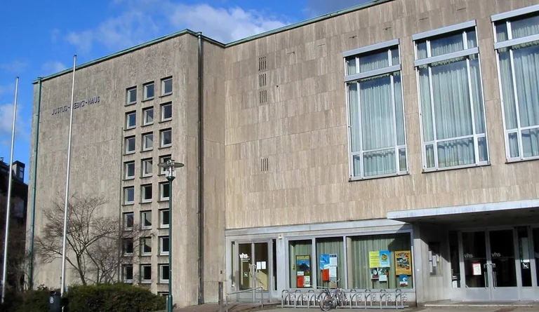 Bibliotheksbesuch in Darmstadt: Dieser Zugang gilt jetzt