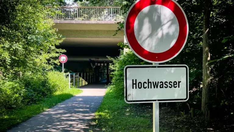 DWD-Warnungen am Montag: So prüfen Sie Ihre Route