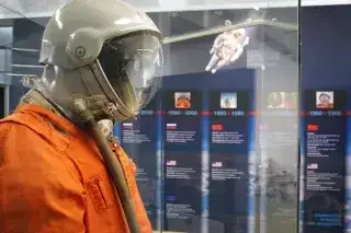 „Inside the Suit“ in München: Raumanzüge bis November