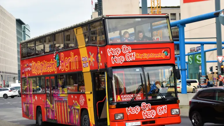 Roter Doppeldecker in Bonn: Touren ab 10.30 Uhr