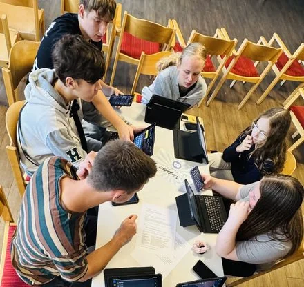 Salzgitter: Schüler helfen bei Konflikten im Netz