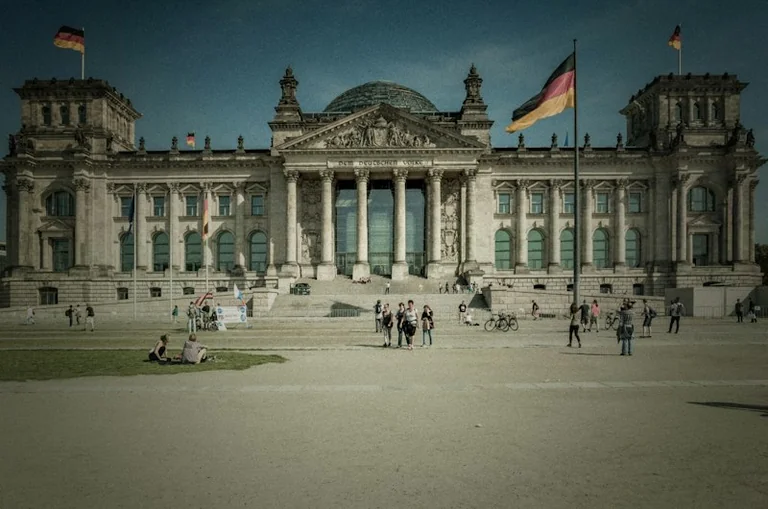 Bundestagswahl 2025: Kann die Union eine absolute Mehrheit erreichen?
